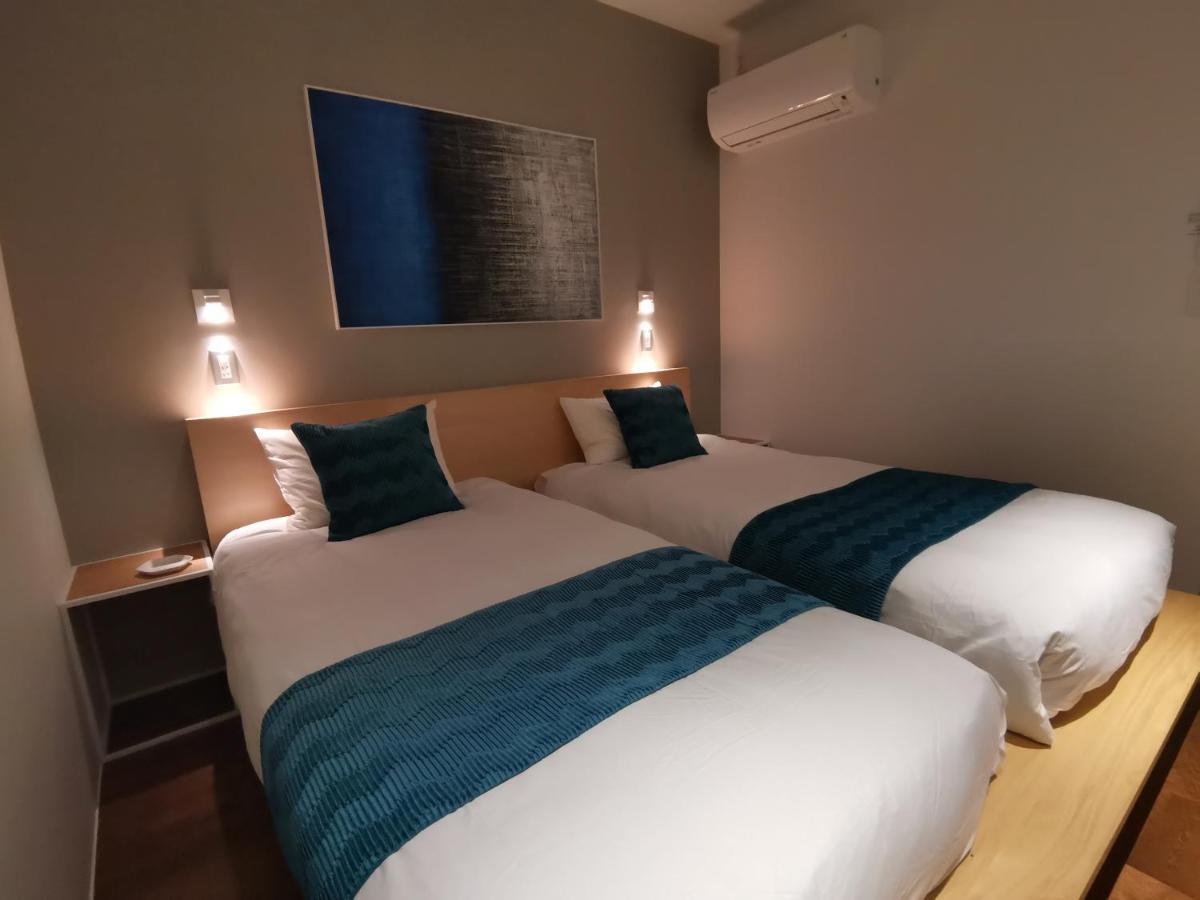 Shhotel 1フロア貸切り 広々2Ldk Наха Екстер'єр фото
